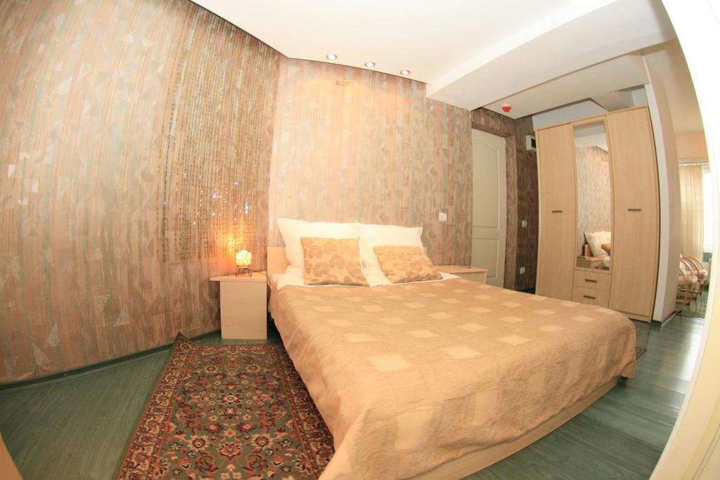 Pensiunea Studio Bacău Zimmer foto